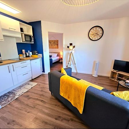 Appartement Residentiel Avec Parking/Proche Centre Angouleme Bagian luar foto