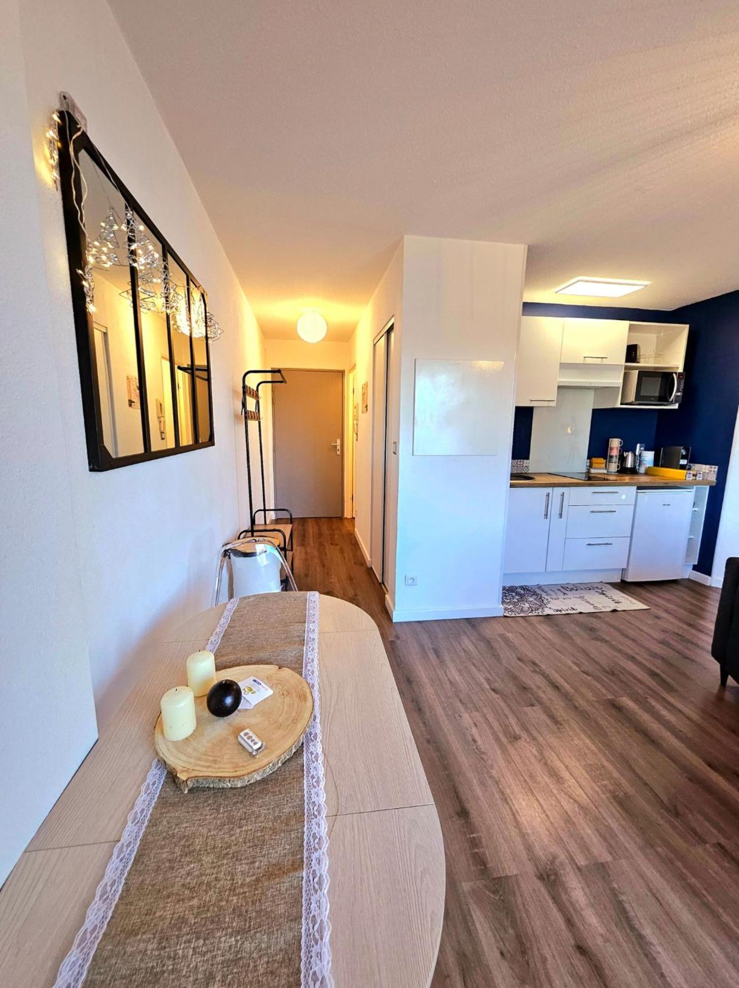 Appartement Residentiel Avec Parking/Proche Centre Angouleme Bagian luar foto